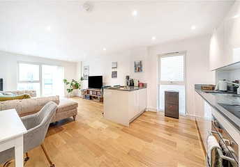 2 bedroom apartment for sale - 16 Fairbourne Road, London, SW4 - Property View 1